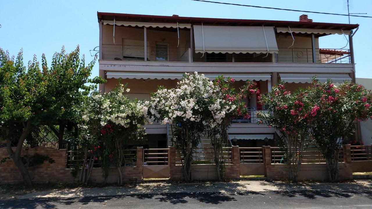 Zoe'S Apartment ニキティ エクステリア 写真